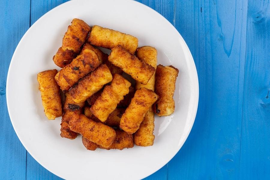 Crunchy Aloo Paneer Rolls Recipe